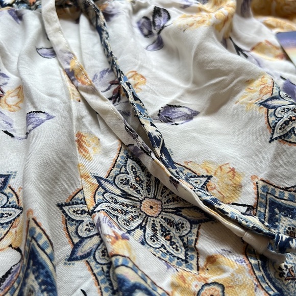 Women’s Size Small BEBOP Boho Floral pull on shorts - Picture 7 of 11